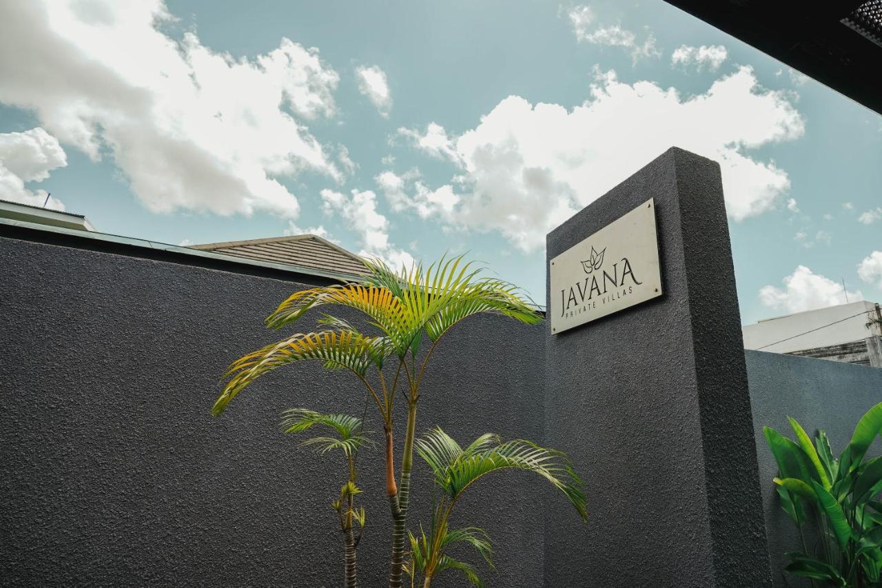 Javana Royal Villas Seminyak  Exterior photo