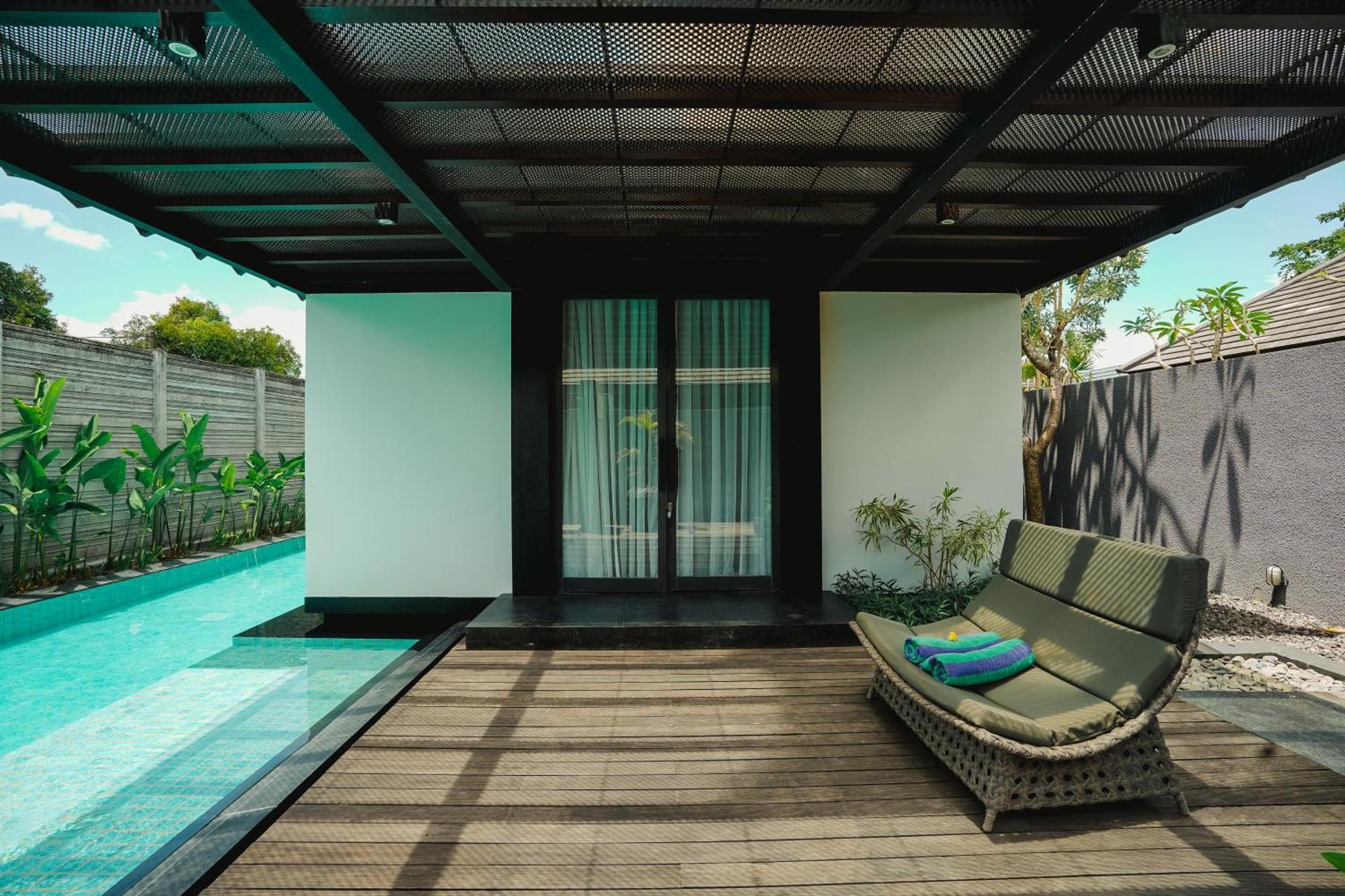 Javana Royal Villas Seminyak  Exterior photo